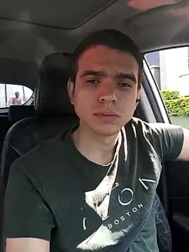 Snapshot of xXDavisXx chatting on October 24, 2025, 2:05 pm xXDavisXx online show from October 24, 2025, 2:05 pm