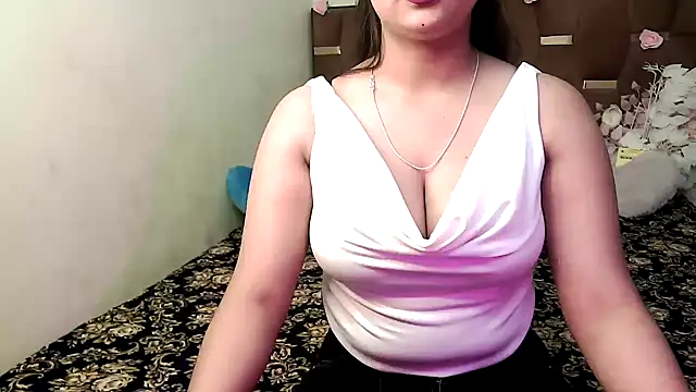 megancatluna online show from October 19, 2025, 6:27 am