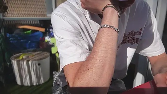 Snapshot of MikymikeBBWD chatting on March 4, 2026, 1:52 pm MikymikeBBWD online show from March 4, 2026, 1:52 pm