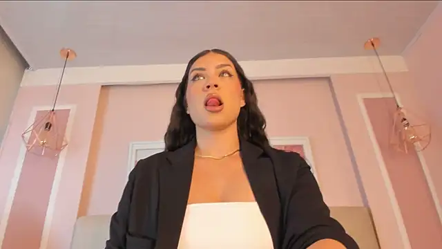 Annie rhoades online show from March 3, 2026, 12:56 pm