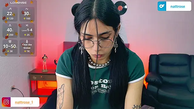 Snapshot of NATTROSE_TAY chatting on September 10, 2025, 11:42 am NATTROSE TAY online show from September 10, 2025, 11:42 am