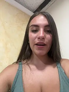 Snapshot of EMILY-07_ chatting on February 25, 2025, 8:00 pm EMILY-07 online show from February 25, 2025, 8:00 pm