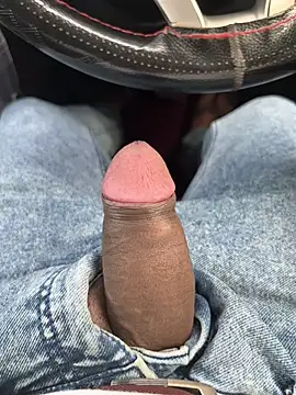 Snapshot of BadboySLR_8899 chatting on November 23, 2025, 6:01 am BadboySLR 8899 online show from November 23, 2025, 6:01 am