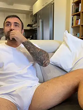 Snapshot of morfeoX chatting on November 4, 2025, 10:41 am morfeoX online show from November 4, 2025, 10:41 am