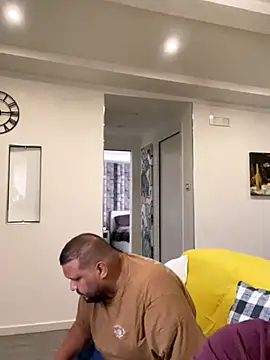 Snapshot of morfeoX chatting on October 22, 2025, 10:15 am morfeoX online show from October 22, 2025, 10:15 am