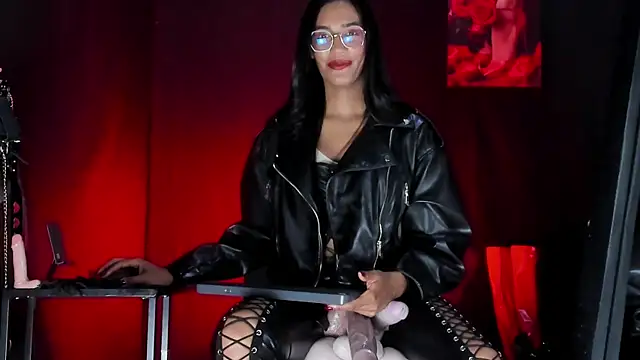 Aleshkastone online show from April 6, 2026, 4:46 am