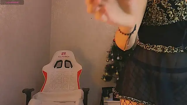 Snapshot of Demonic_Angel_ chatting on January 10, 2026, 12:00 pm Demonic Angel online show from January 10, 2026, 12:00 pm