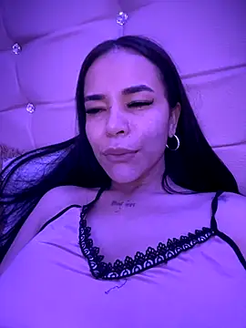 Naatalia online show from November 12, 2025, 8:40 am