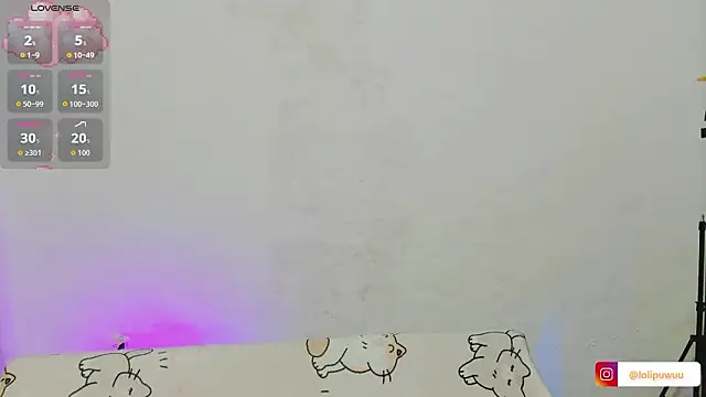 Naoko 7w7 online show from March 25, 2026, 1:17 am