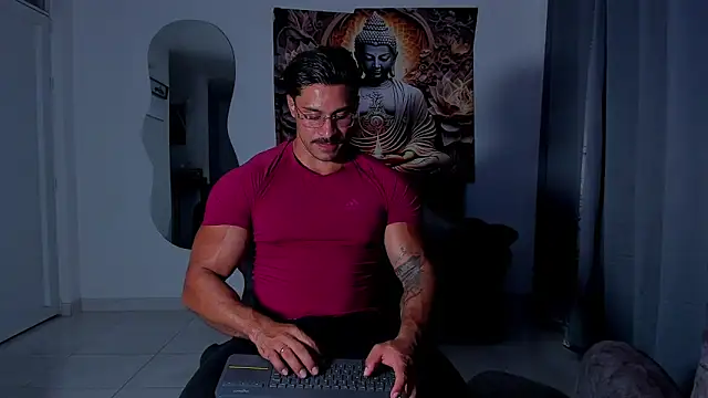 Snapshot of Valentino_Dosantos_ chatting on November 21, 2025, 10:53 pm Valentino Dosantos online show from November 21, 2025, 10:53 pm