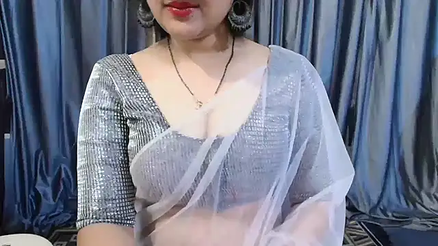 Snapshot of goldiwets chatting on February 23, 2026, 3:30 am goldiwets online show from February 23, 2026, 3:30 am