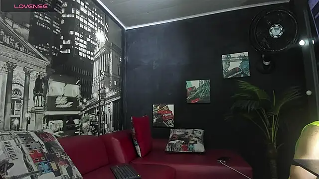 KaryBig3 online show from March 6, 2025, 4:52 am