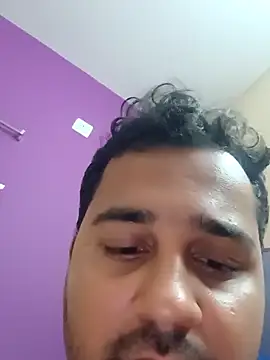 Snapshot of susthovai chatting on April 1, 2026, 6:38 pm susthovai online show from April 1, 2026, 6:38 pm