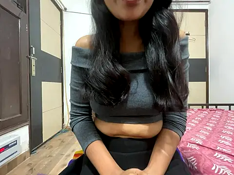 Snapshot of aliya_bhatt chatting on October 16, 2025, 4:04 pm aliya bhatt online show from October 16, 2025, 4:04 pm