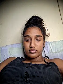 Snapshot of indianpink_lips chatting on November 12, 2025, 5:50 pm indianpink lips online show from November 12, 2025, 5:50 pm