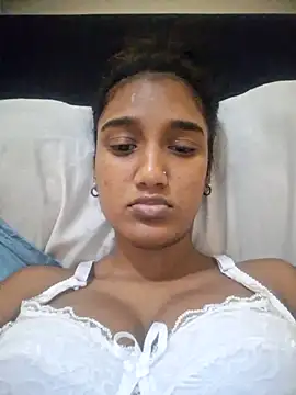 Snapshot of indianpink_lips chatting on November 6, 2025, 11:36 am indianpink lips online show from November 6, 2025, 11:36 am