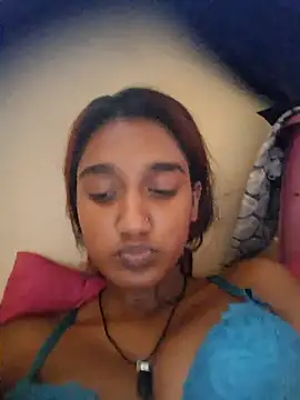 Snapshot of indianpink_lips chatting on February 15, 2026, 3:33 pm indianpink lips online show from February 15, 2026, 3:33 pm