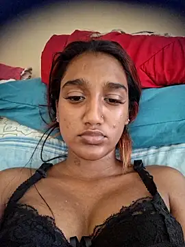 Snapshot of indianpink_lips chatting on February 5, 2026, 12:23 pm indianpink lips online show from February 5, 2026, 12:23 pm