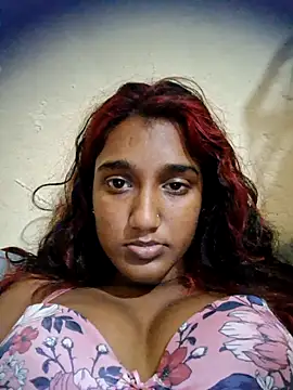 Snapshot of indianpink_lips chatting on December 21, 2025, 5:03 pm indianpink lips online show from December 21, 2025, 5:03 pm