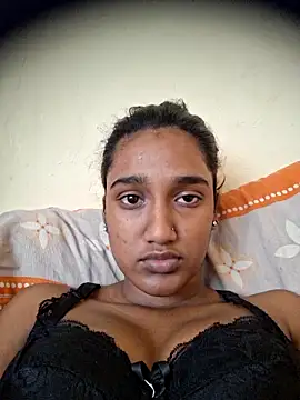 Snapshot of indianpink_lips chatting on December 2, 2025, 10:06 am indianpink lips online show from December 2, 2025, 10:06 am