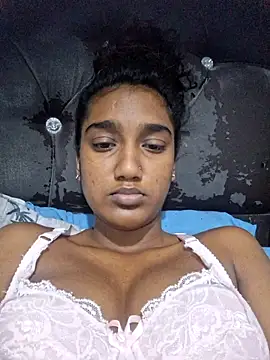 indianpink lips online show from April 5, 2026, 10:22 am