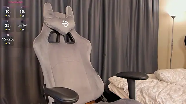 Snapshot of GentleMiss chatting on March 16, 2025, 7:15 am GentleMiss online show from March 16, 2025, 7:15 am