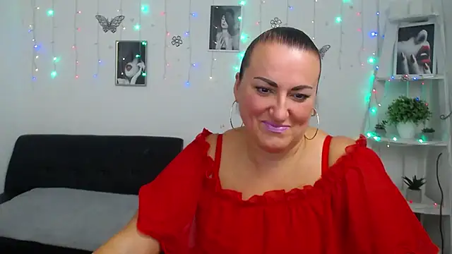 DianaMGG online show from October 1, 2025, 5:56 am