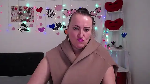 DianaMGG online show from March 2, 2025, 12:25 pm