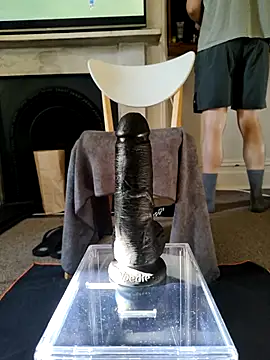 Snapshot of MystiqueRider chatting on November 23, 2025, 9:03 pm MystiqueRider online show from November 23, 2025, 9:03 pm