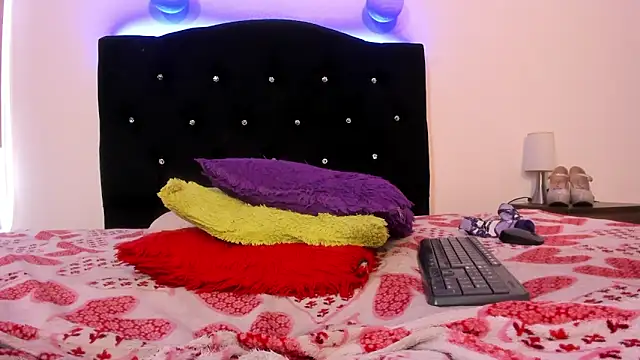 Melany  dreams online show from March 21, 2025, 6:27 am