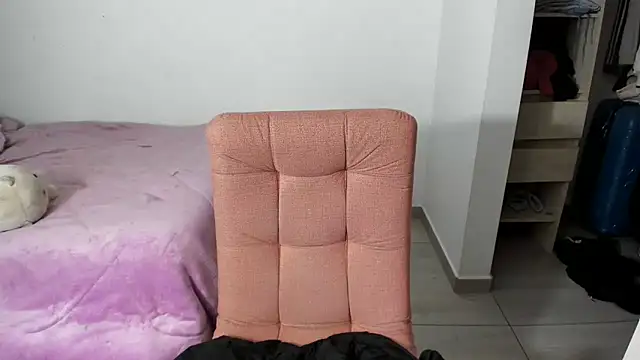 Snapshot of Greciaruiz_ chatting on February 3, 2026, 2:53 am Greciaruiz online show from February 3, 2026, 2:53 am