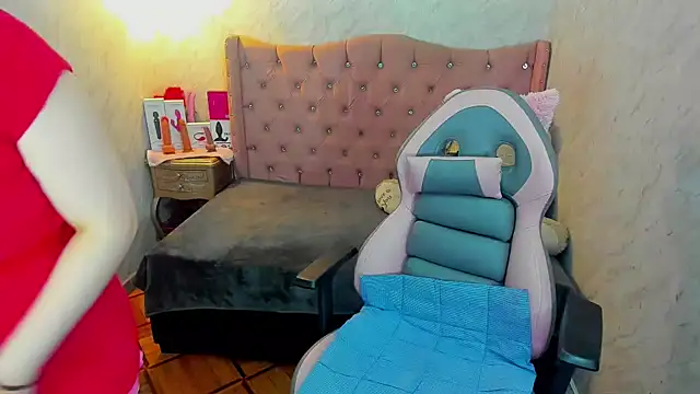 Lianngrace online show from September 26, 2025, 2:13 pm