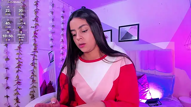 Bella walker  online show from December 16, 2025, 9:41 pm