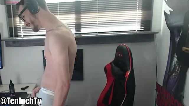 teninchty online show from November 25, 2025, 6:19 pm