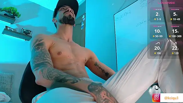 K cique online show from November 4, 2025, 12:14 am