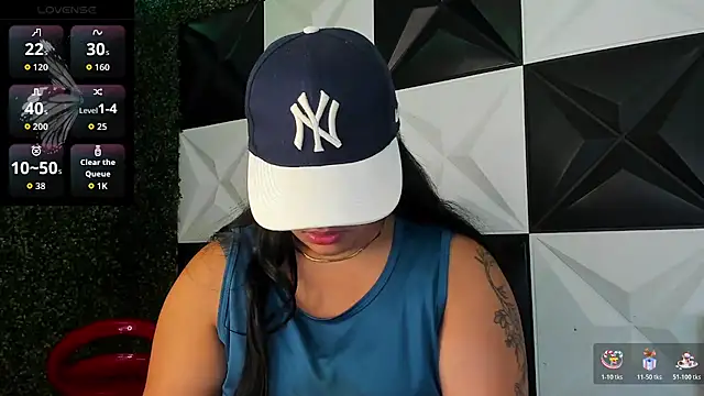 Snapshot of melany_rouse18 chatting on March 4, 2026, 3:47 am melany rouse18 online show from March 4, 2026, 3:47 am