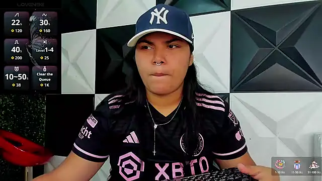 Snapshot of melany_rouse18 chatting on February 14, 2026, 3:07 am melany rouse18 online show from February 14, 2026, 3:07 am