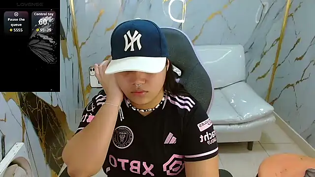 melany rouse18 online show from April 1, 2026, 2:13 am