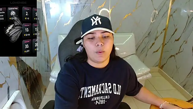 melany rouse18 online show from April 13, 2026, 7:23 am