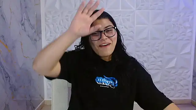 Snapshot of melany_rouse18 chatting on July 15, 2026, 5:31 pm melany rouse18 online show from July 15, 2026, 5:31 pm