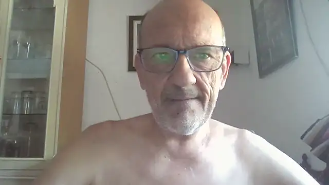 Snapshot of llopaco chatting on September 10, 2025, 11:31 am llopaco online show from September 10, 2025, 11:31 am