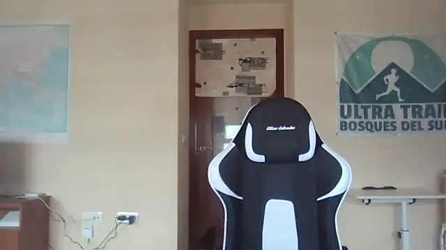 Snapshot of llopaco chatting on November 15, 2025, 1:15 pm llopaco online show from November 15, 2025, 1:15 pm