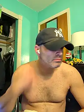 Snapshot of Novabear6996 chatting on February 28, 2025, 7:26 am Novabear6996 online show from February 28, 2025, 7:26 am