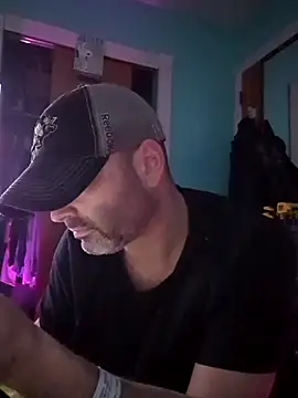 Snapshot of Novabear6996 chatting on March 22, 2025, 8:51 am Novabear6996 online show from March 22, 2025, 8:51 am