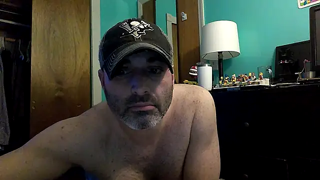 Snapshot of Novabear6996 chatting on February 24, 2025, 4:49 am Novabear6996 online show from February 24, 2025, 4:49 am