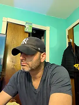 Snapshot of Novabear6996 chatting on March 13, 2025, 4:49 am Novabear6996 online show from March 13, 2025, 4:49 am