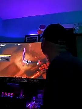 Snapshot of Novabear6996 chatting on October 18, 2025, 12:12 am Novabear6996 online show from October 18, 2025, 12:12 am