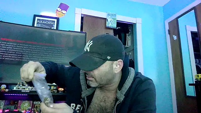 Snapshot of Novabear6996 chatting on September 26, 2025, 5:14 am Novabear6996 online show from September 26, 2025, 5:14 am