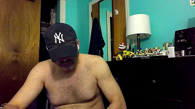 Snapshot of Novabear6996 chatting on February 27, 2025, 8:02 am Novabear6996 online show from February 27, 2025, 8:02 am