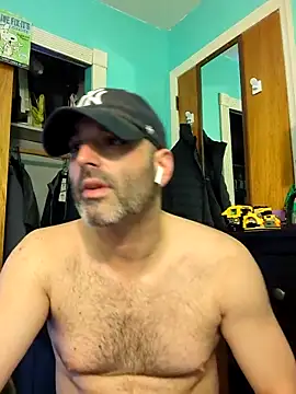 Snapshot of Novabear6996 chatting on March 13, 2025, 7:53 am Novabear6996 online show from March 13, 2025, 7:53 am